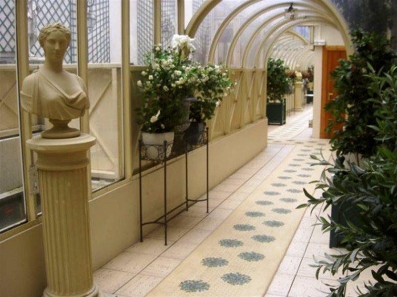 Royal Garden Champs-Elysees Paris Exterior photo